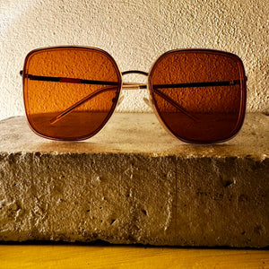 LOUNGE SUNGLASSES